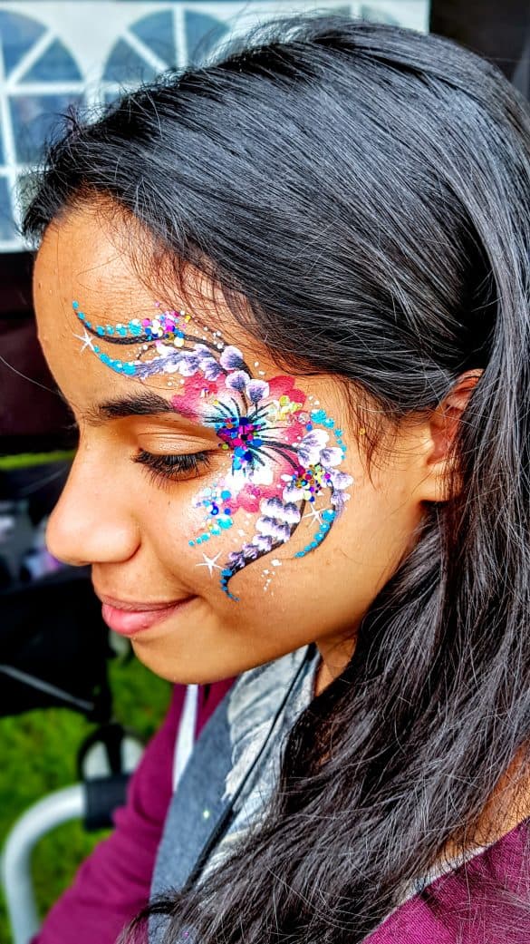 Face Painting Sara's Parlour Face Painting ***** Award Winning face